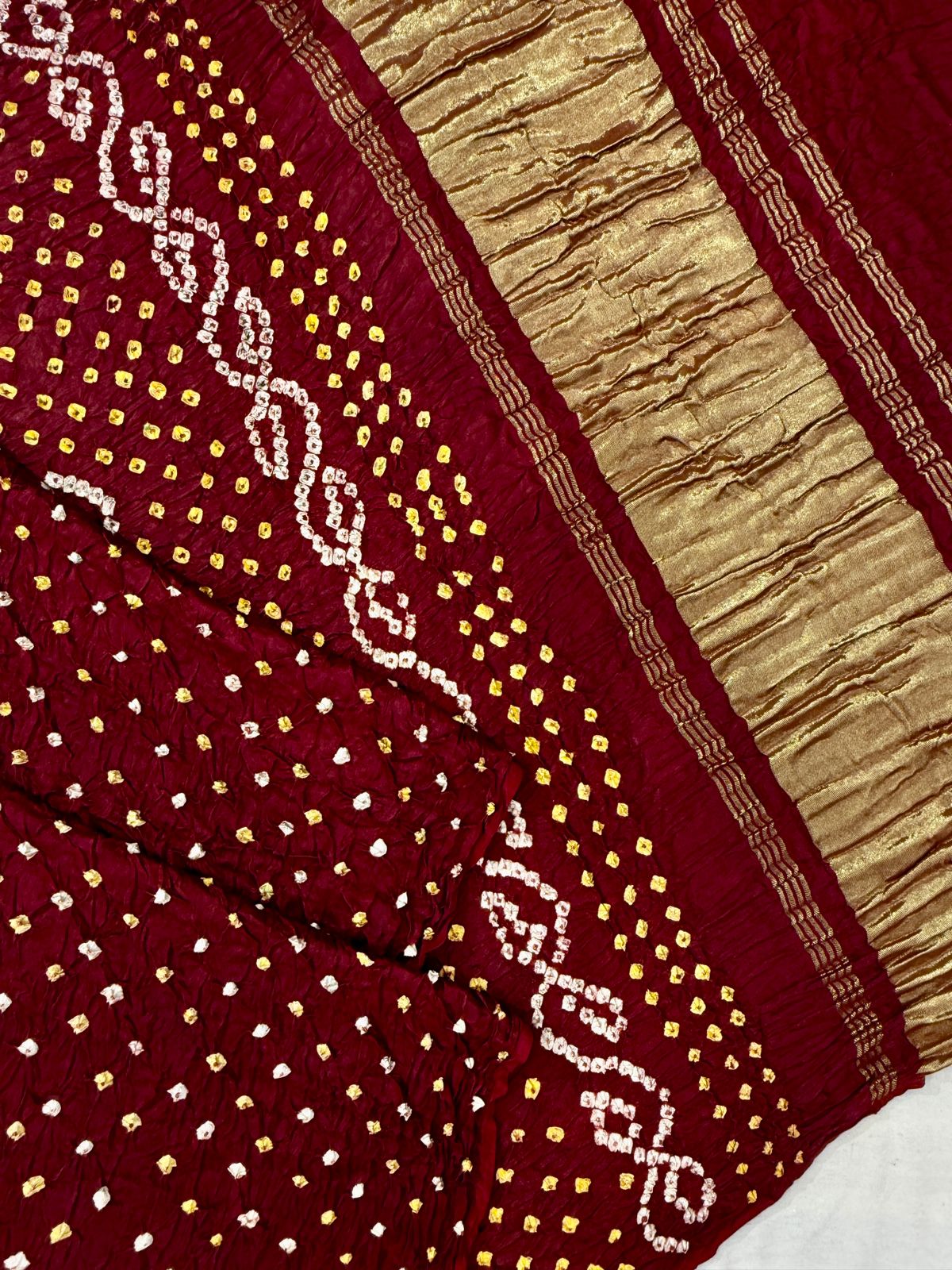 Marron Modal_Ajrakh_bhandhani_with_lakdi_patta_pallu