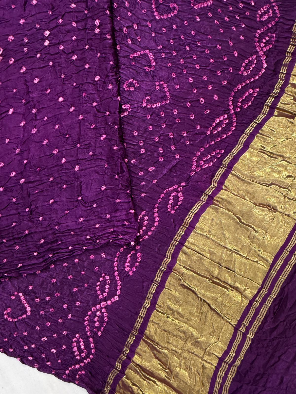 Purple Modal_Ajrakh_bhandhani_with_lakdi_patta_pallu