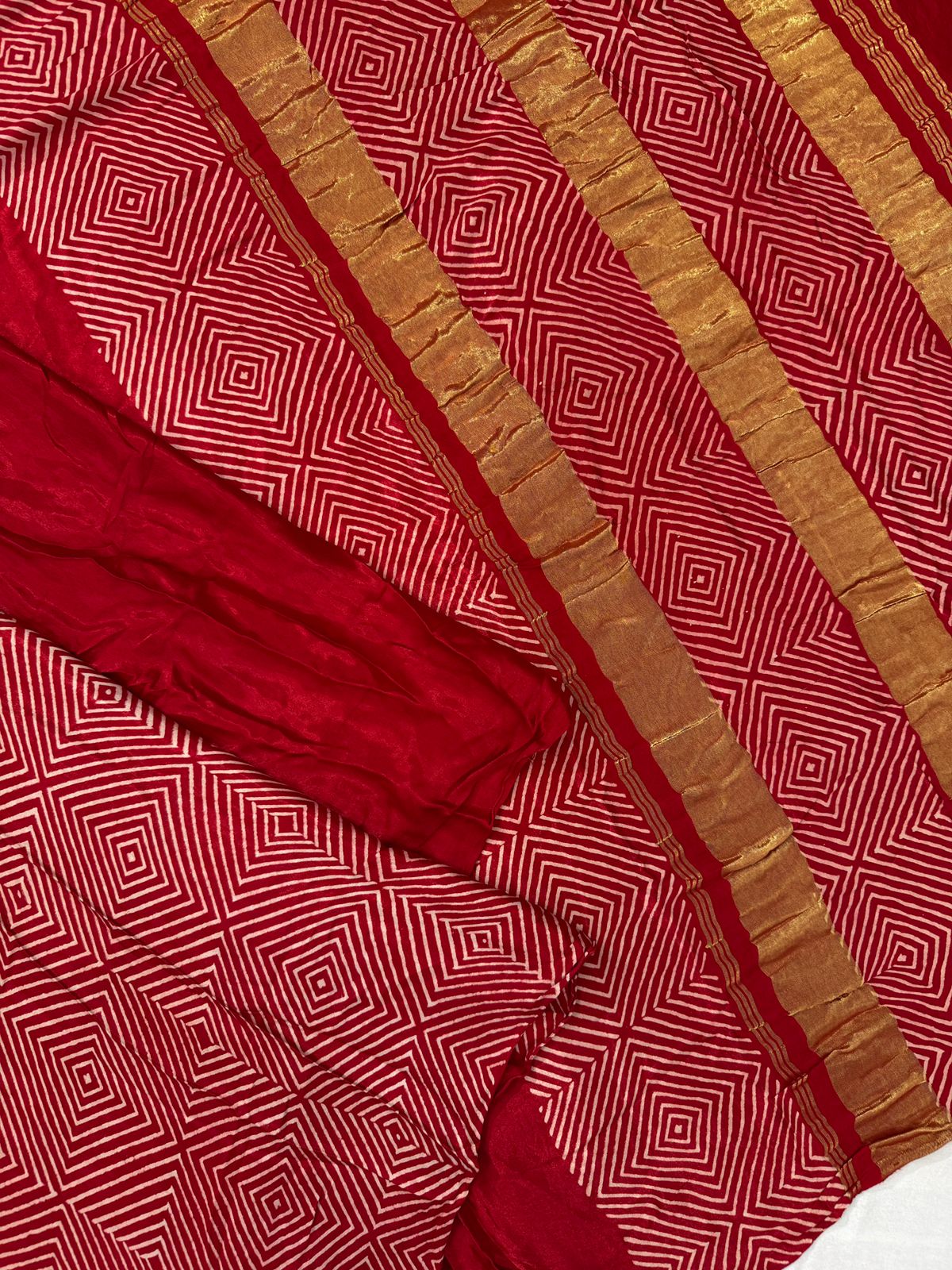 Red Modal_Ajrakh_saree_with_patli_pallu