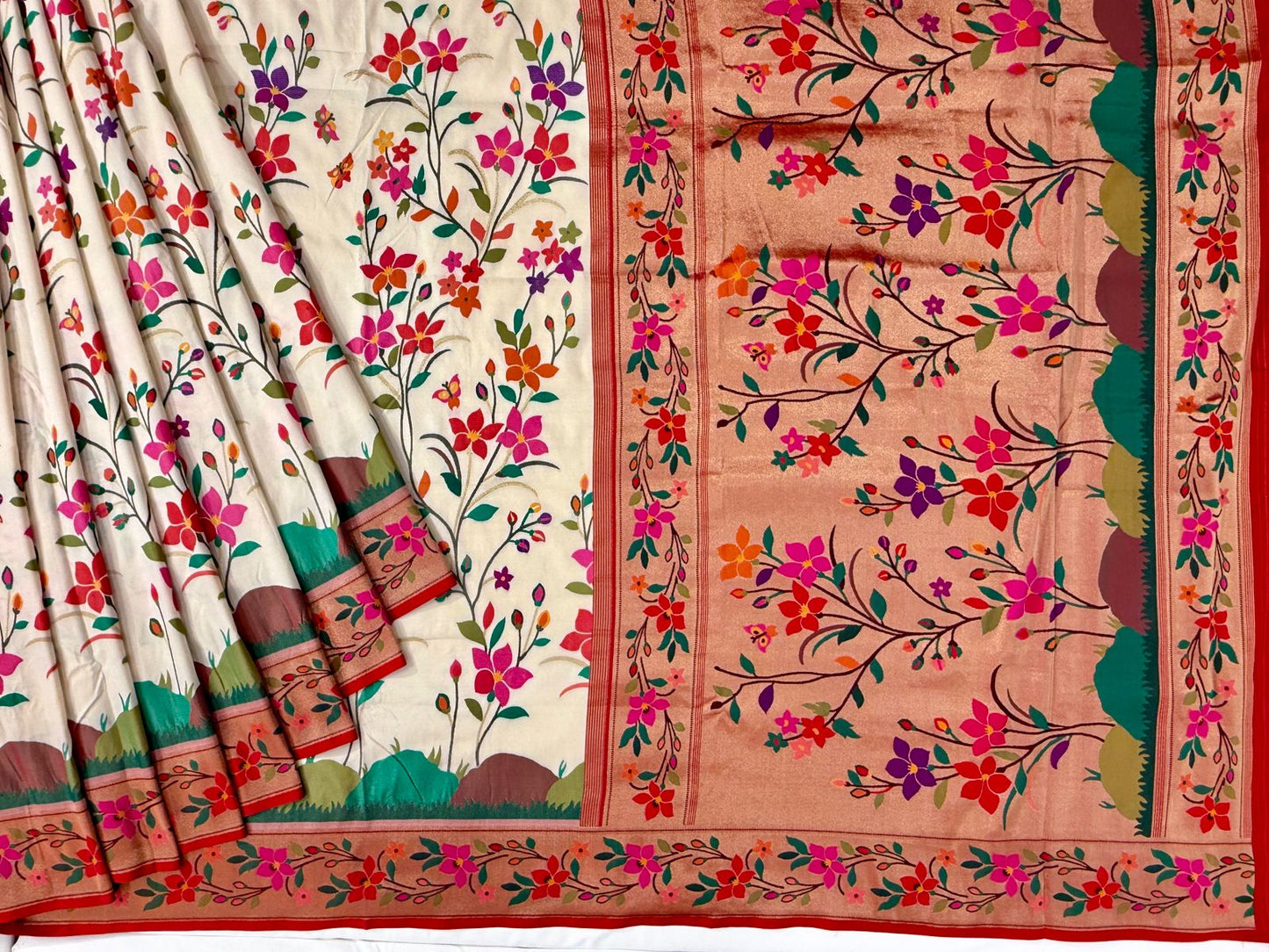 Silk paithani Saree with meenakari and zari weaving all over 