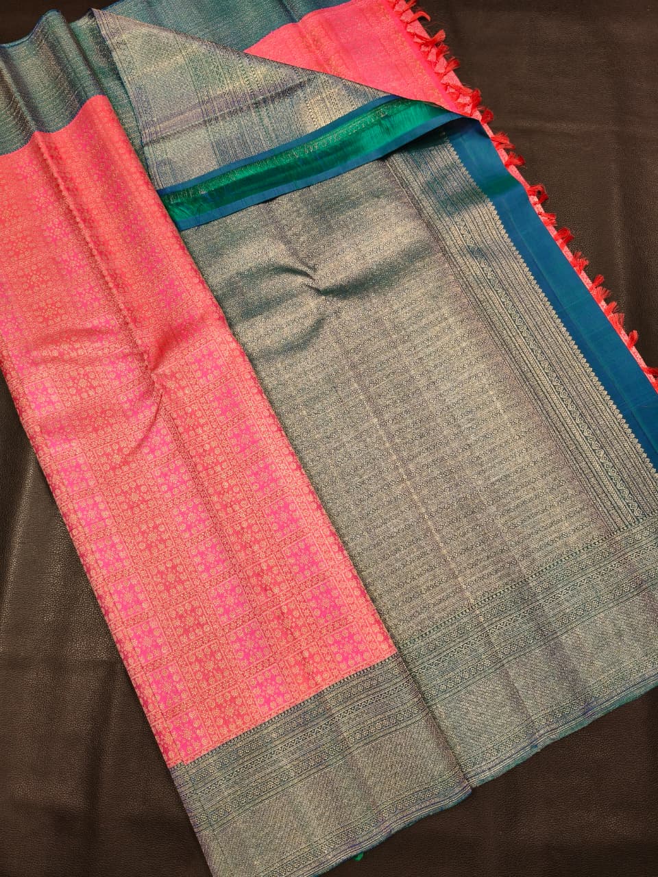 Pink and blue border Kanchi Silk Saree