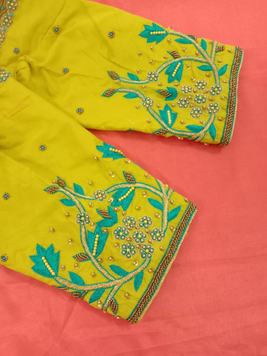 Premium work blouse model